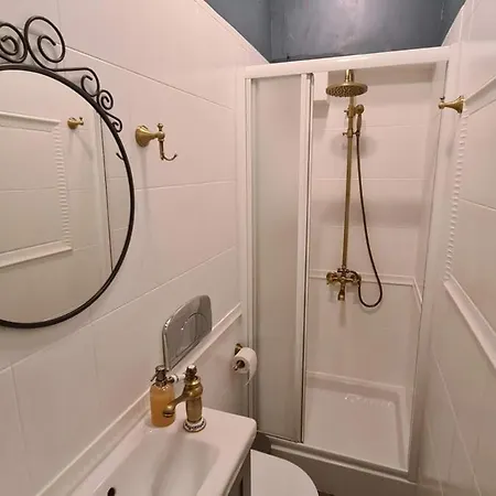 Cozy 2-bedroom In The Center Sofia